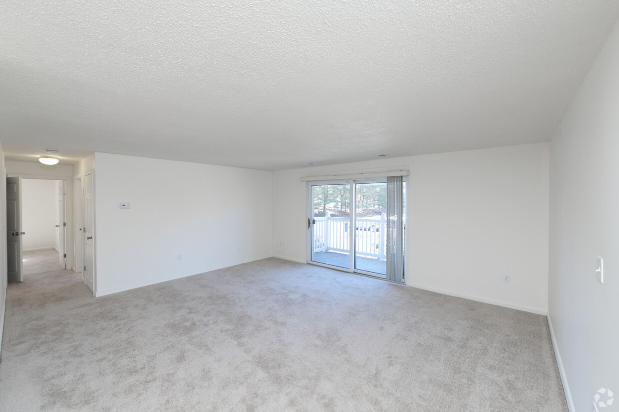 Belmont West 455 Belmont Ct Brockton, MA Apartments for Rent in