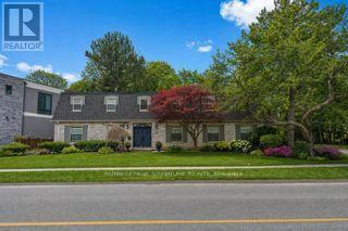 Photo du bâtiment - 24 Laureleaf Rd