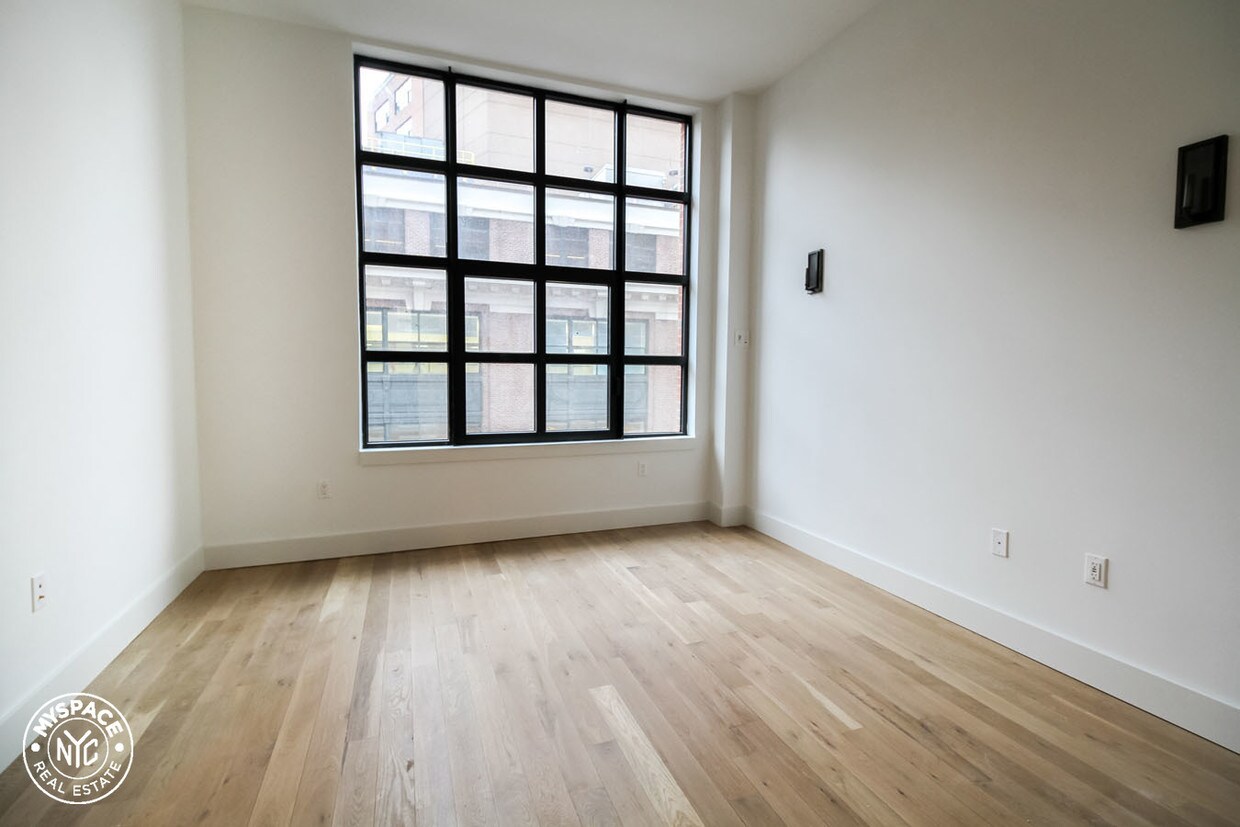 Foto principal - 4121 28th St