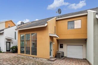 Building Photo - 4427 Eigel St