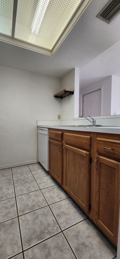 Foto del edificio - 3/3 Townhouse in Rockwood Villas – Great Location Near Bus Stop to UF!