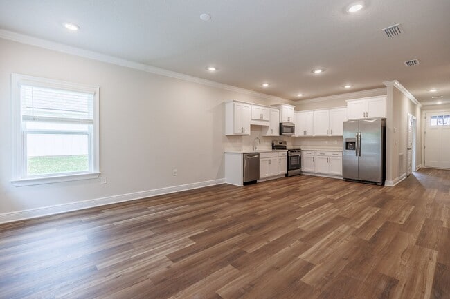 Building Photo - New Construction Home in Cottonwood Estates-Fairhope