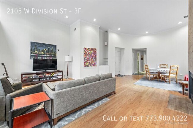 Foto del edificio - Wicker Park 2 bedroom penthouse with in un...