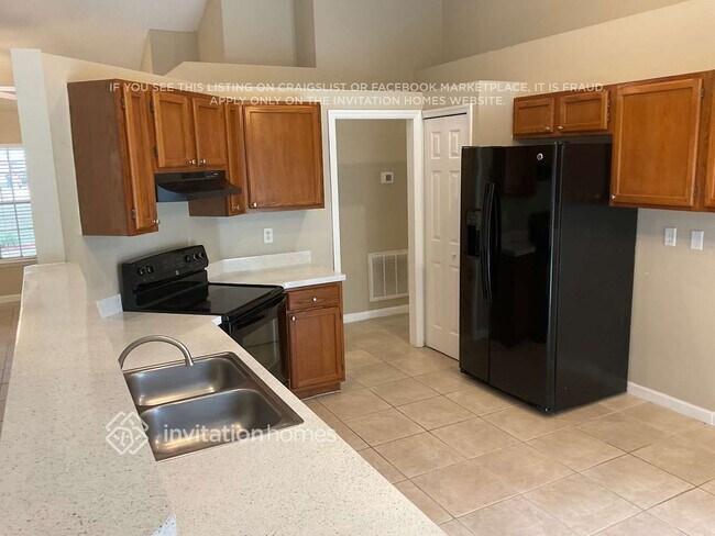 Foto del edificio - 101 E George St