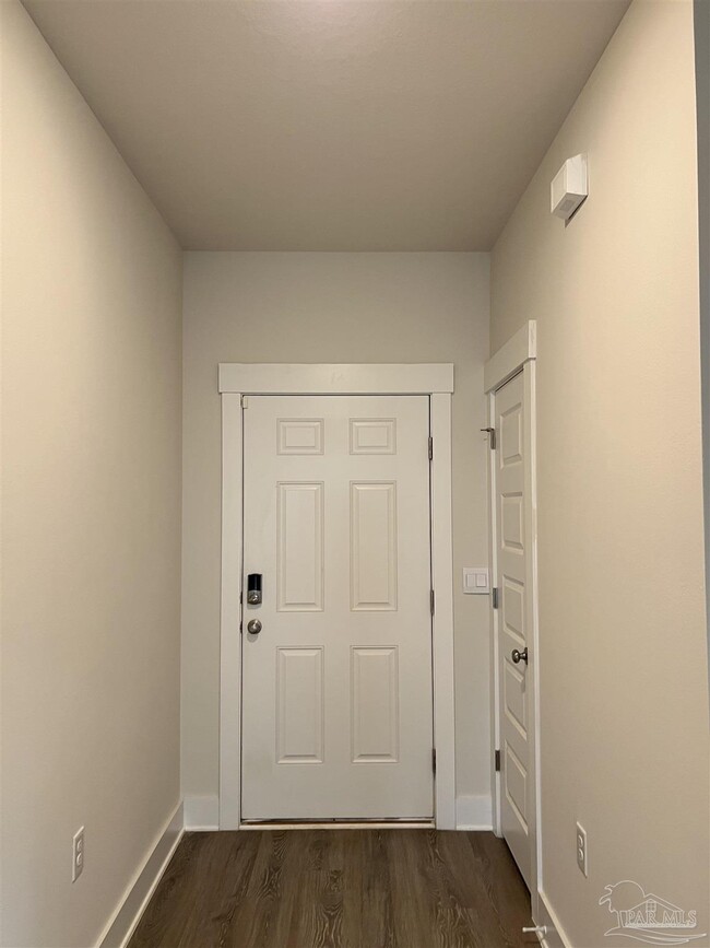 Foto del edificio - 4062 Blaney Ln