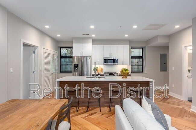 Foto del edificio - 1345 K Street SE