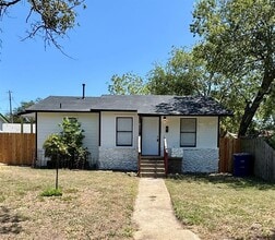 Building Photo - 5413 Link Ave