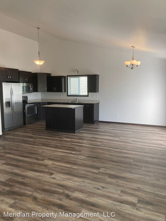 Foto del edificio - 3 br, 3 bath House - 5884 57th Ave S