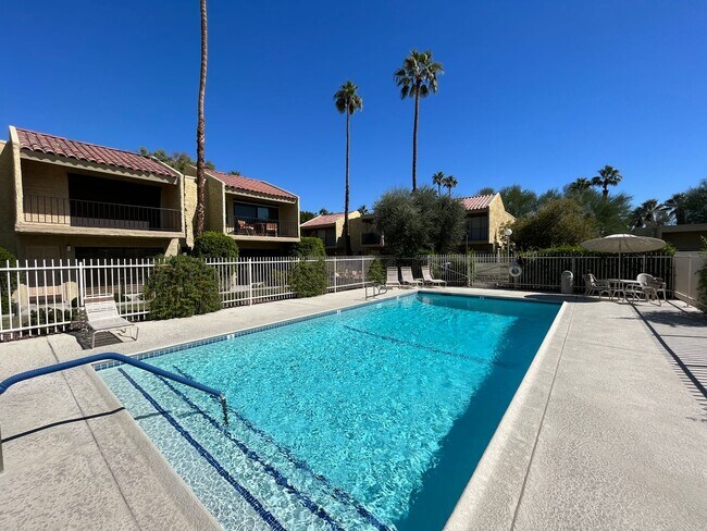 Building Photo - 2356 Los Coyotes Dr