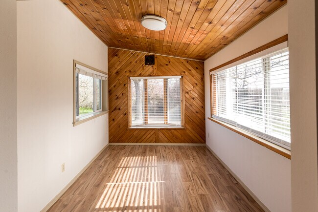 Foto del edificio - 2296 NE 16th St