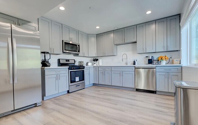 Photo - 1875 W 20th St Apartment