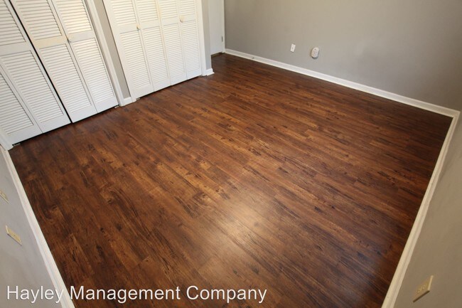 Foto del edificio - 1325-1325 Hampton Dr