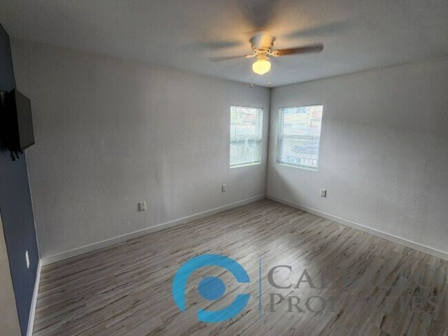 Foto del edificio - 1307 Division St