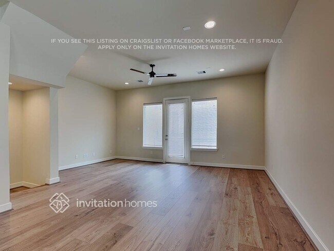 Foto del edificio - 711 Wilshire Brook Ln