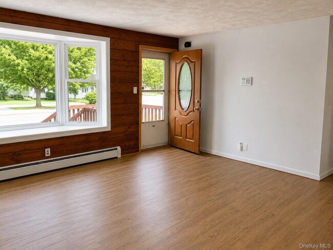 Building Photo - 27 Midway Dr