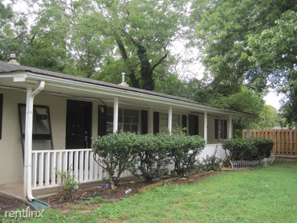 Primary Photo - 107 Robbins Ave