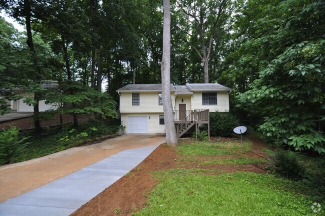 Building Photo - 459 Ridgetop Dr NW