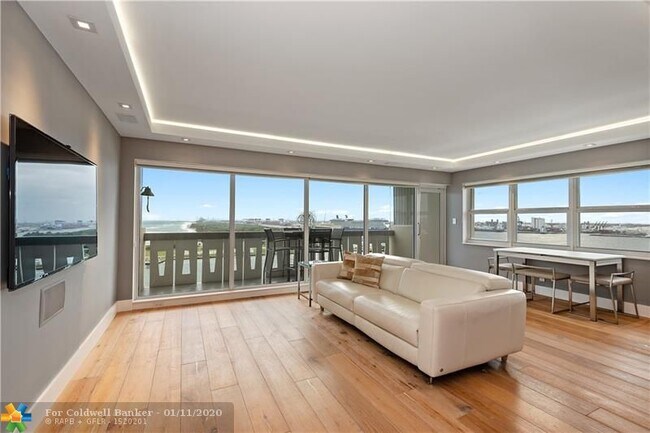 Building Photo - 2100 S Ocean Dr