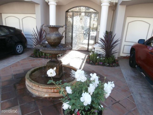 Foto del edificio - 1 br, 1 bath Apartment - 11022 Aqua Vista St