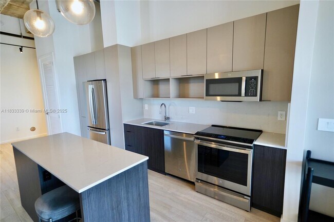 Foto del edificio - 7920 NE 2nd Ave