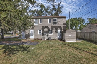 Building Photo - 4615 Langley Ave