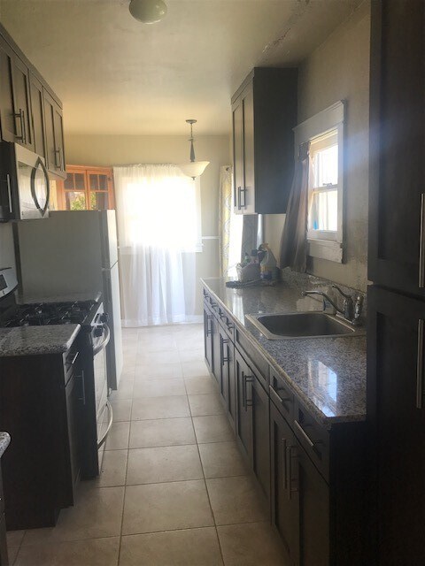 Foto del edificio - 413 Central Ave