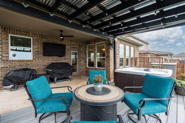 Foto del edificio - 426 Bayberry Cir