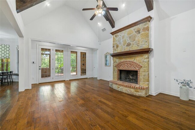 Foto del edificio - 203 Shorthorn St
