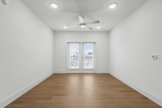 Building Photo - Rovena at Mt. Zion