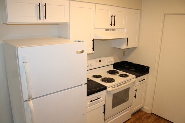 Foto del edificio - 3430 San Pablo Dam Rd