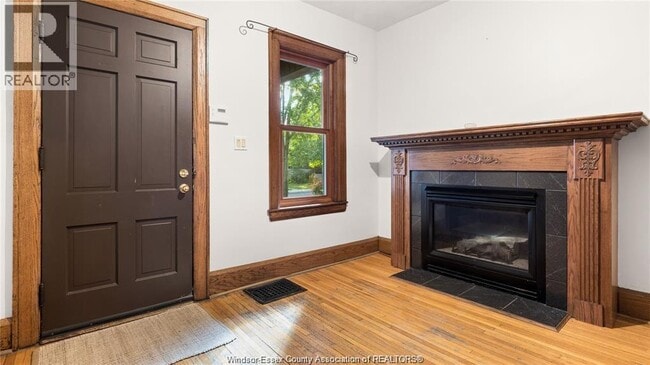 Building Photo - 351 Moy Ave