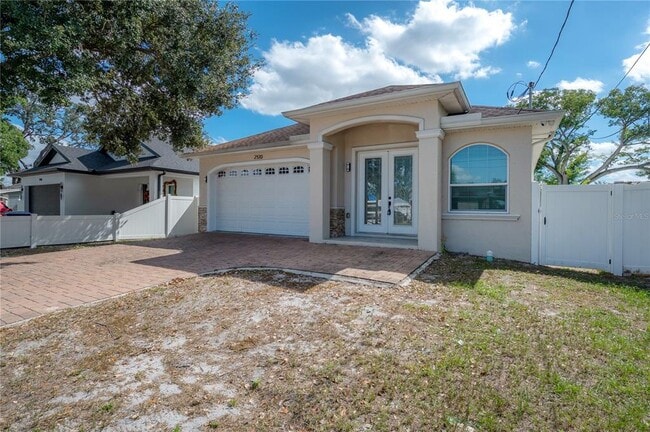 Building Photo - 2510 W South Ave