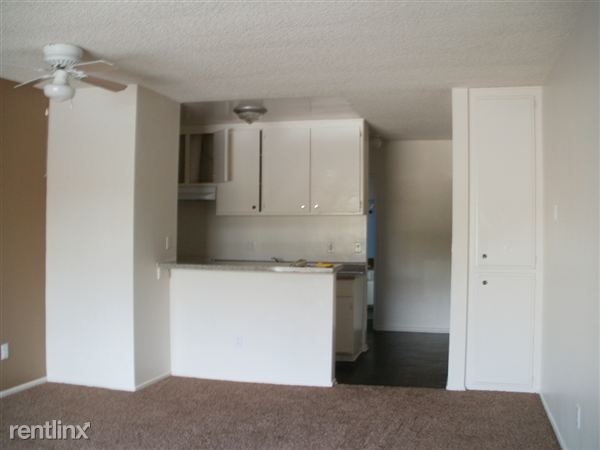 Building Photo - 15537 Nordhoff St