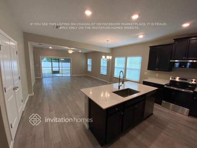 Building Photo - 11352 Oyster Creek Rd