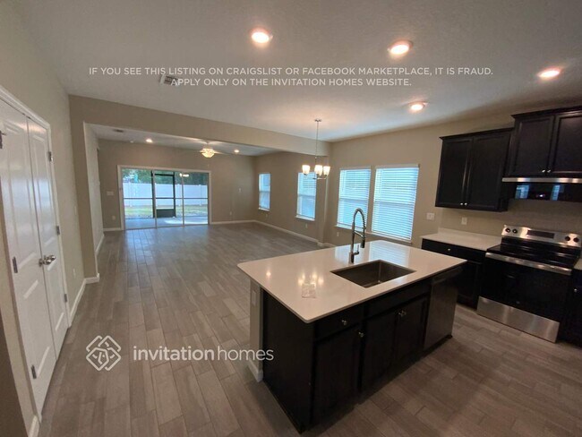 Foto del edificio - 11352 Oyster Creek Rd