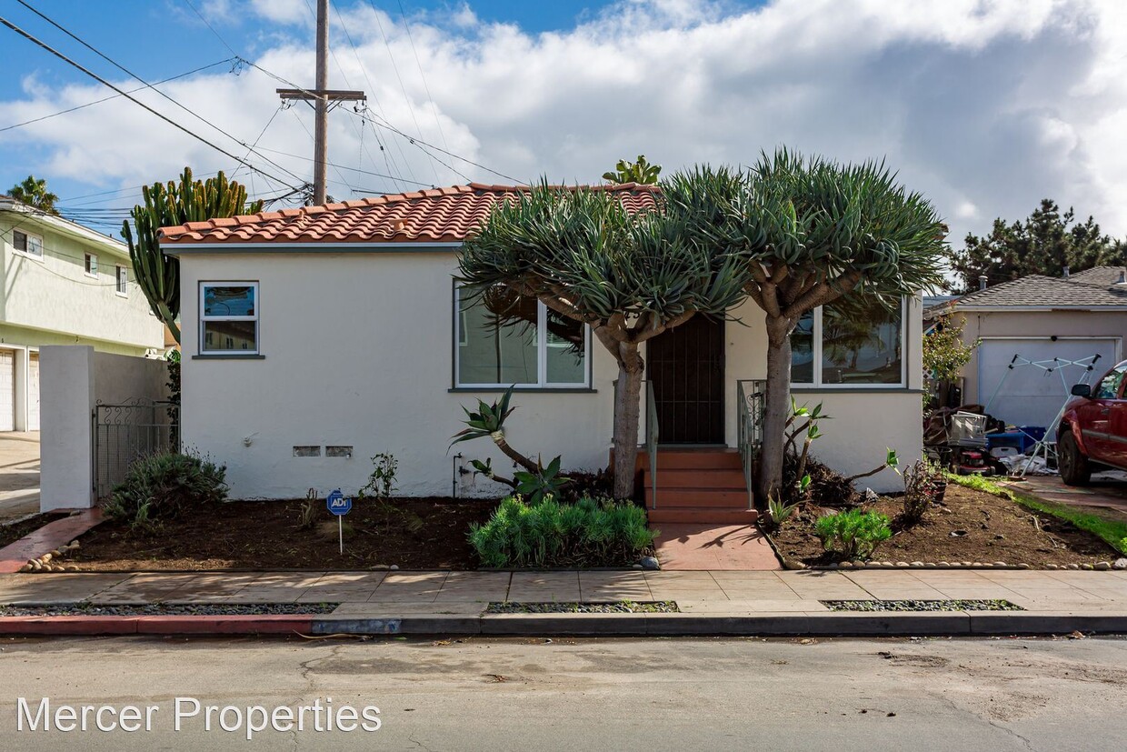 Primary Photo - 2 br, 1 bath House - 2145 Ebers Street