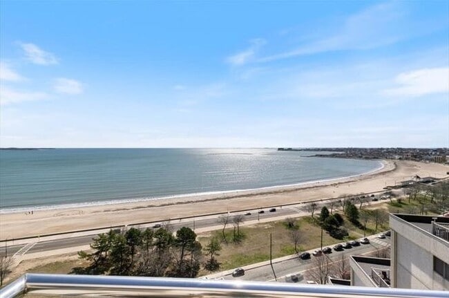 Foto del edificio - 376 Ocean Ave