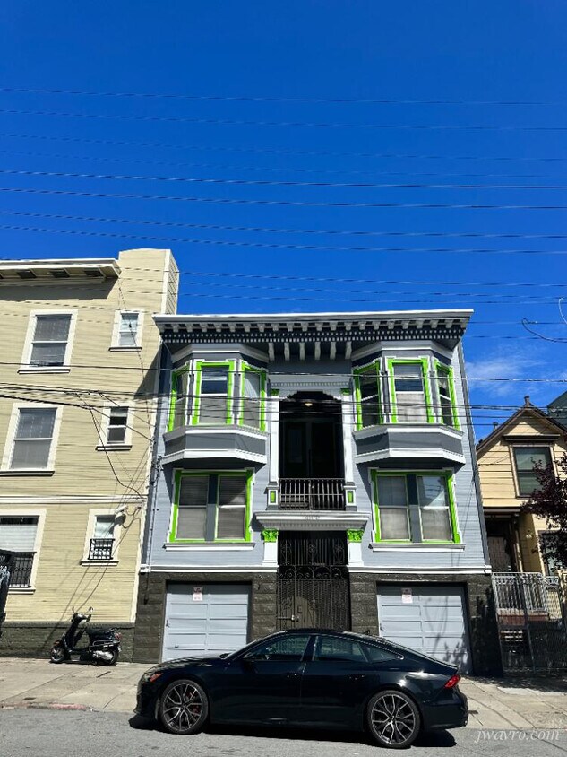 Primary Photo - 3338 19th St