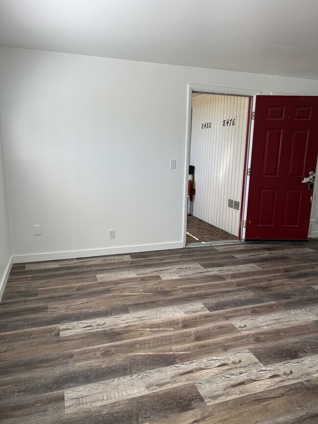 Foto del edificio - 8476 S Westridge St