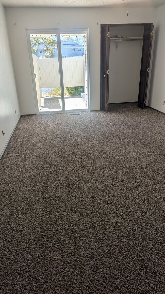 Foto del edificio - 4539 S 1800 W
