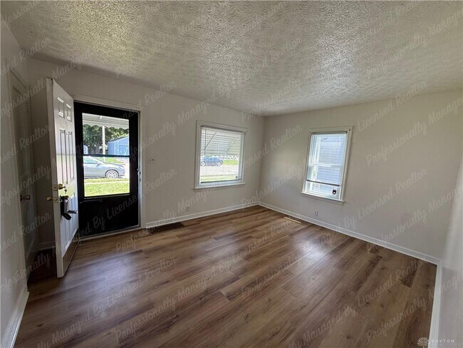 Building Photo - 1261 Malden Ave