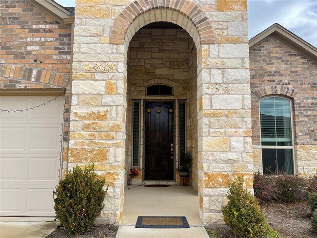 Building Photo - 606 Acadia Bnd