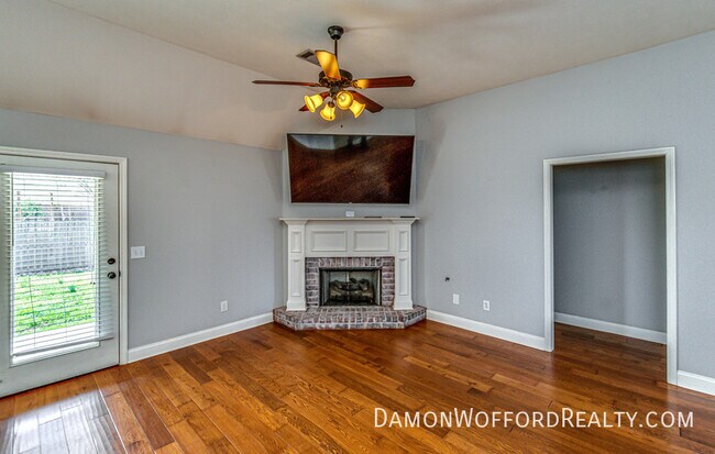 Foto del edificio - 119 Palin Drive