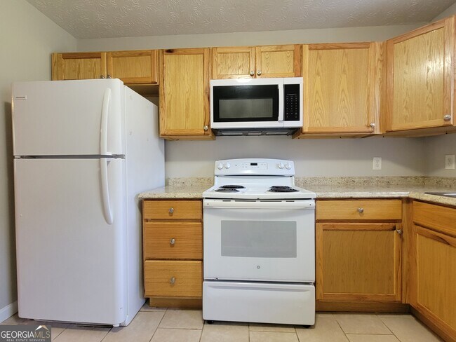 Foto del edificio - 400 Meadowview Dr