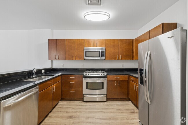 2 habitaciones, 2 baños - 1386 pies cuadrados - Cocina - The Mercantile Apartments