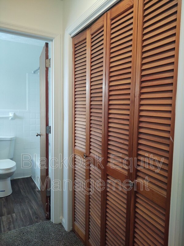 Foto del edificio - 707 Perryville St