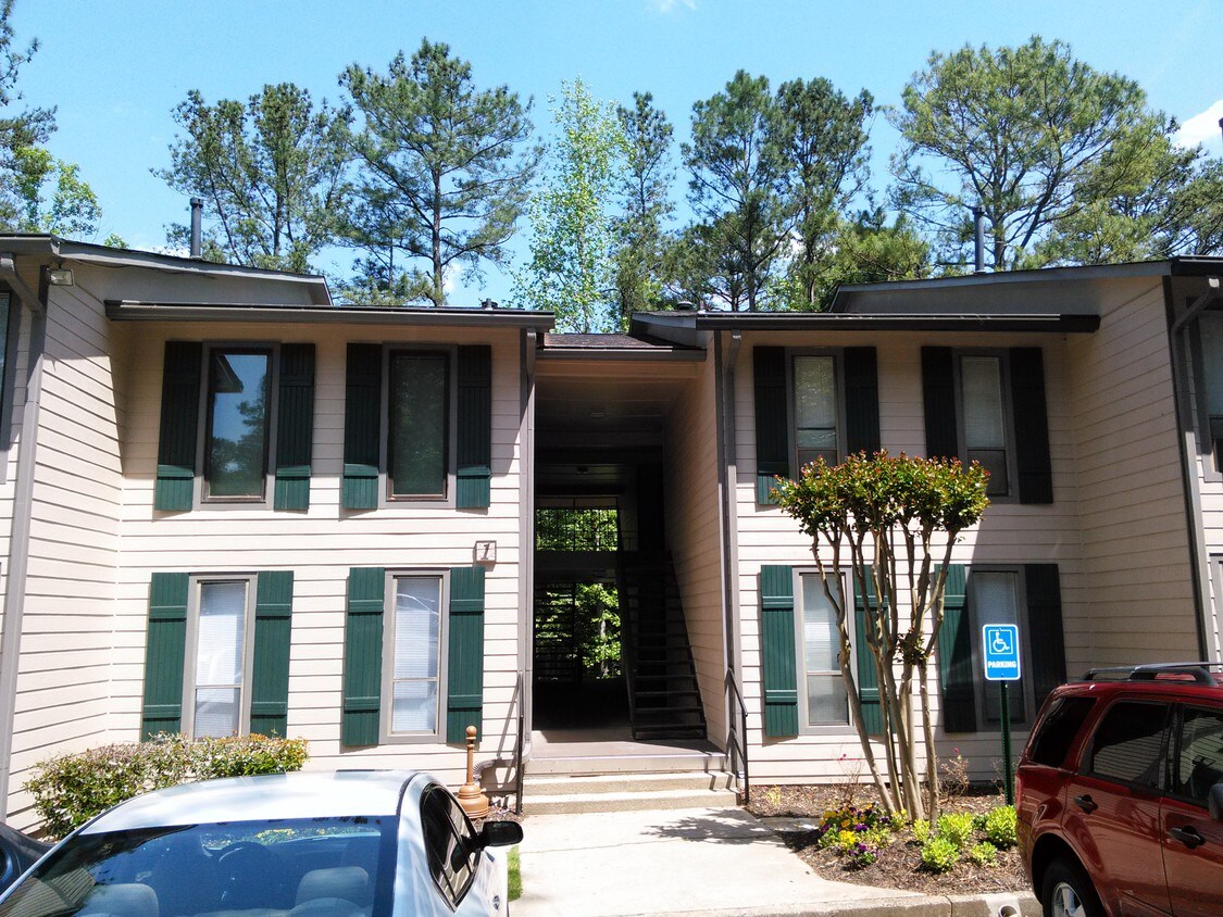 Primary Photo - 9400 Roberts Dr