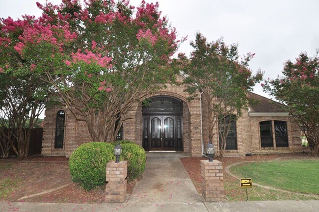 Building Photo - Custom home on Acreage in Carroll ISD!