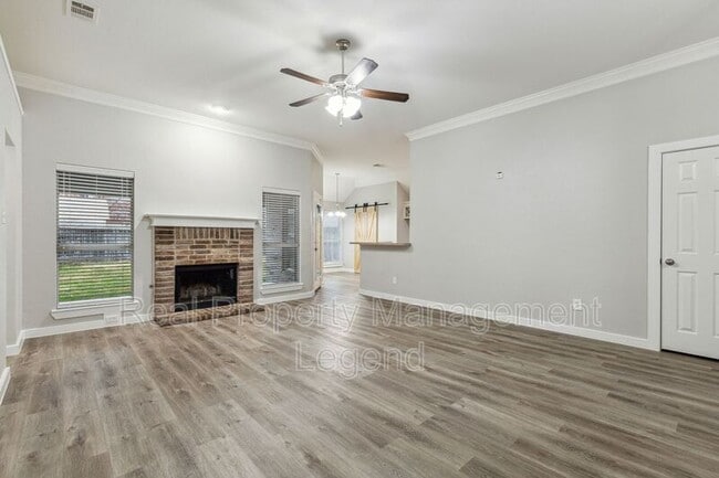 Building Photo - 1800 Meadow Lark Ln