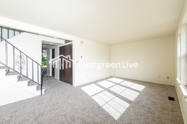 Foto del edificio - 7673 Mt Hood